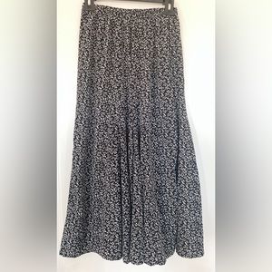 Maxi floral skirt
